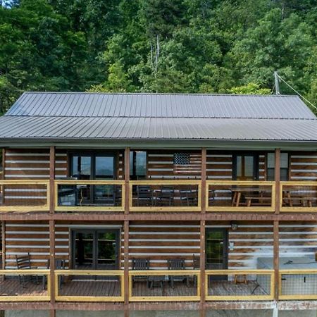 Smoky View With A Twist Villa Pigeon Forge Bagian luar foto