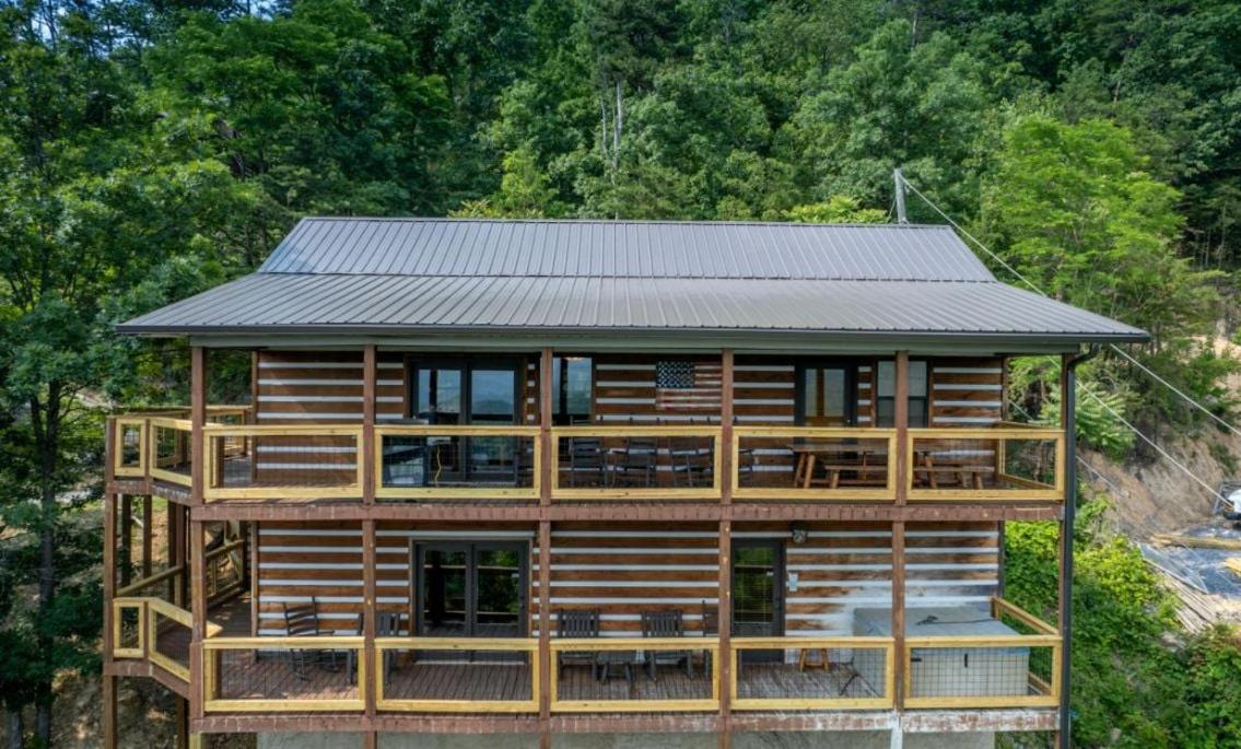 Smoky View With A Twist Villa Pigeon Forge Bagian luar foto