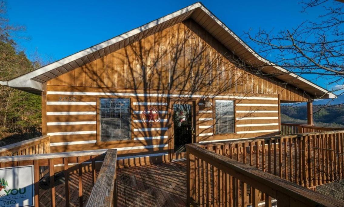 Smoky View With A Twist Villa Pigeon Forge Bagian luar foto